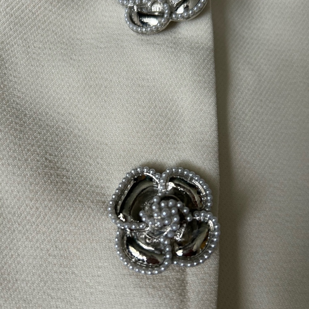 COCOBEBE size S Cream Vest with Silver Buttons New - Picture 2 of 8